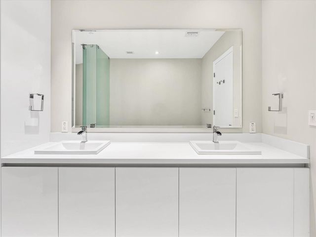 701 N Fort Lauderdale Beach Boulevard N 802, Fort Lauderdale, FL 33304