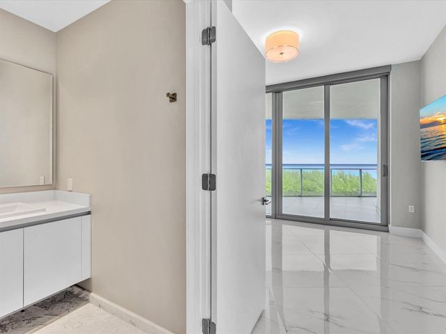 701 N Fort Lauderdale Beach Boulevard N 802, Fort Lauderdale, FL 33304