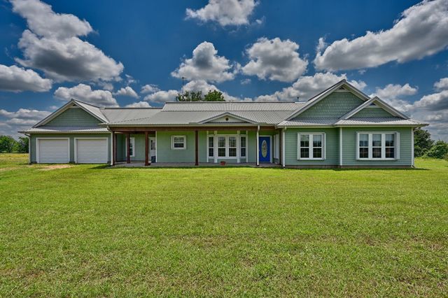 5134 Brune Road, New Ulm, TX 78950