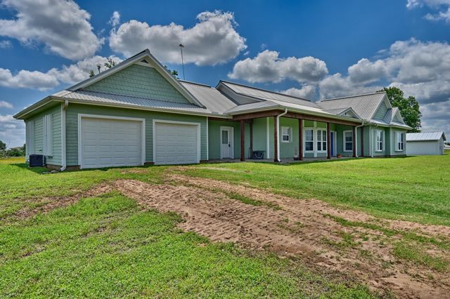 5134 Brune Road, New Ulm, TX 78950