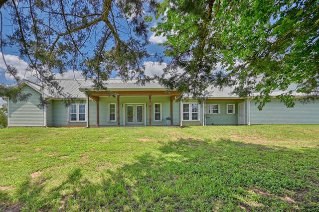 5134 Brune Road, New Ulm, TX 78950