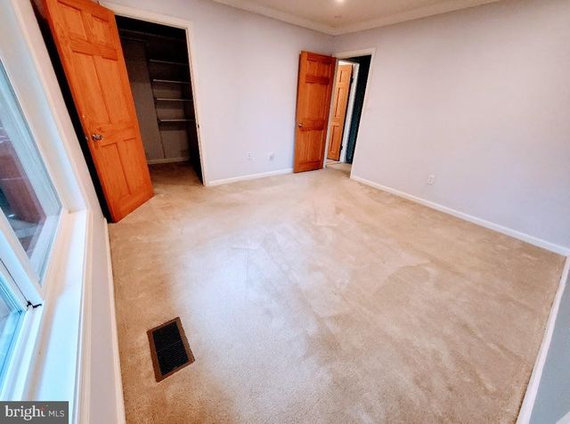 2366 SOUTHGATE SQ, Reston, VA 20191