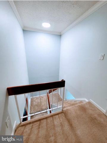 2366 SOUTHGATE SQ, Reston, VA 20191