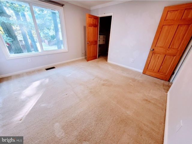2366 SOUTHGATE SQ, Reston, VA 20191