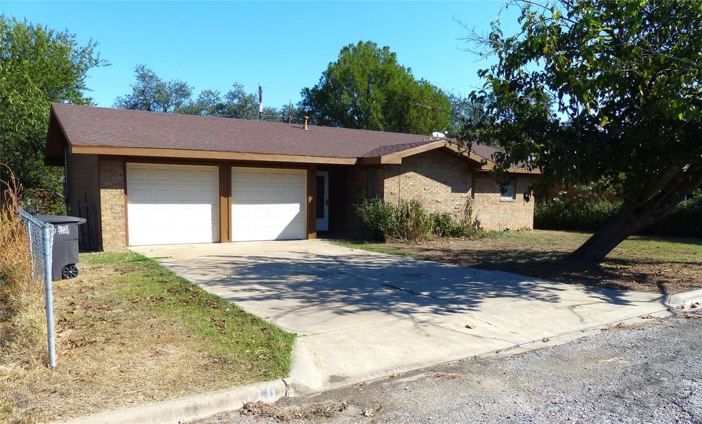310 Otte, Brady, TX 76825