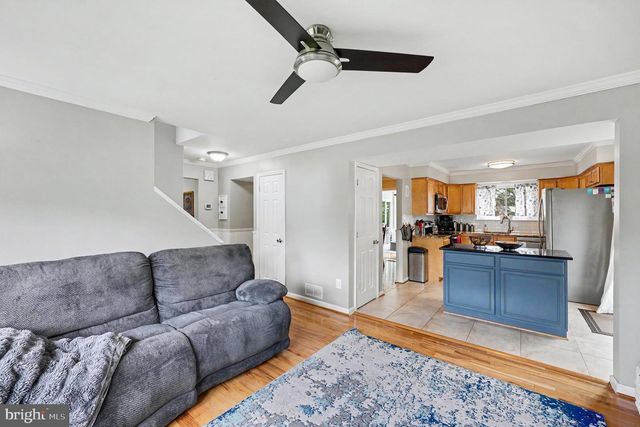 4316 SILAS HUTCHINSON DR, Chantilly, VA 20151