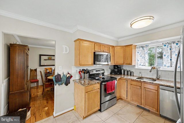 4316 SILAS HUTCHINSON DR, Chantilly, VA 20151