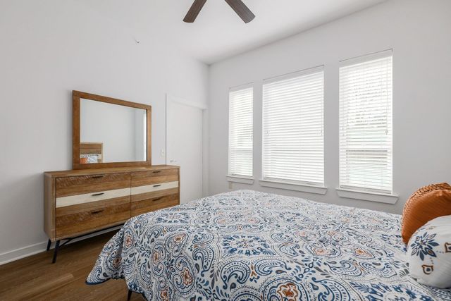 1900 Barton Springs RD 1045, Austin, TX 78704