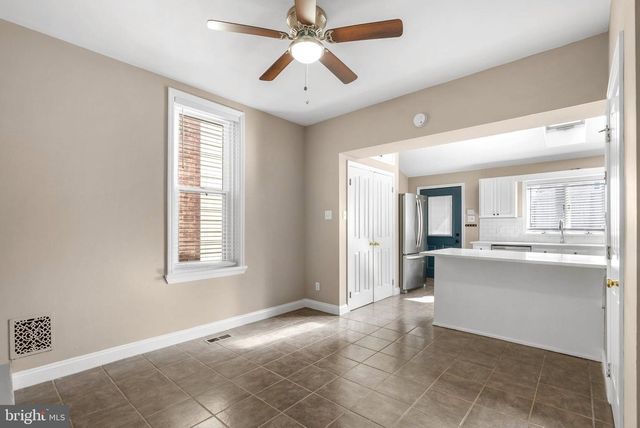 4360 MANAYUNK AVE, Philadelphia, PA 19128