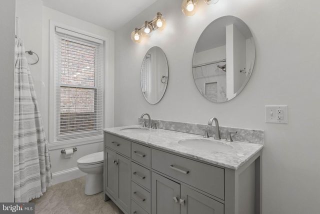 4360 MANAYUNK AVE, Philadelphia, PA 19128