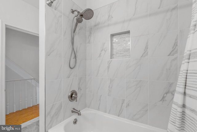 4360 MANAYUNK AVE, Philadelphia, PA 19128