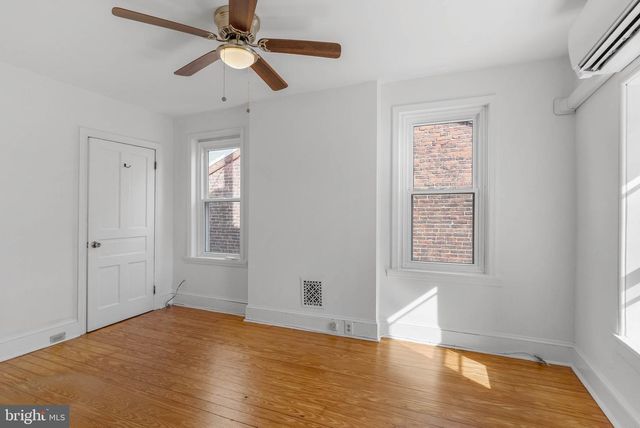 4360 MANAYUNK AVE, Philadelphia, PA 19128