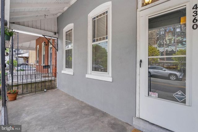 4360 MANAYUNK AVE, Philadelphia, PA 19128