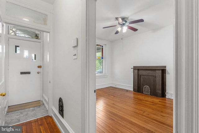 4360 MANAYUNK AVE, Philadelphia, PA 19128