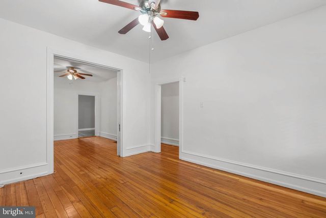 4360 MANAYUNK AVE, Philadelphia, PA 19128
