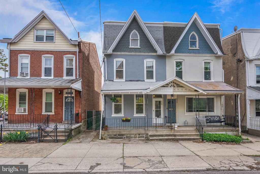 4360 MANAYUNK AVE, Philadelphia, PA 19128