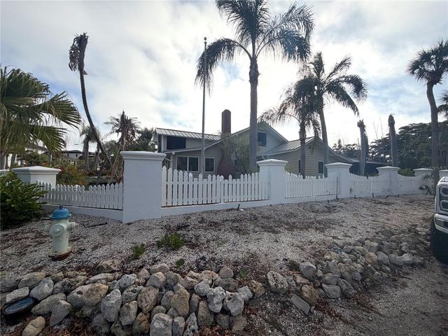 604 NORSOTA WAY, Sarasota, FL 34242