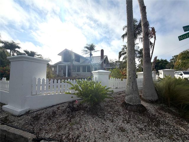 604 NORSOTA WAY, Sarasota, FL 34242