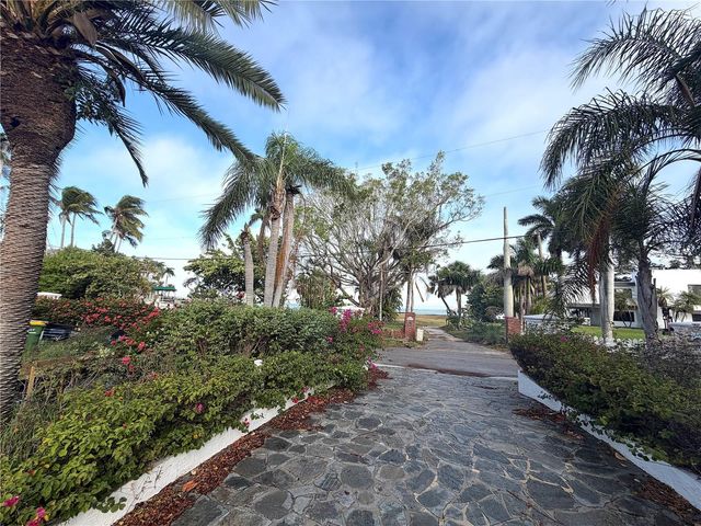 604 NORSOTA WAY, Sarasota, FL 34242