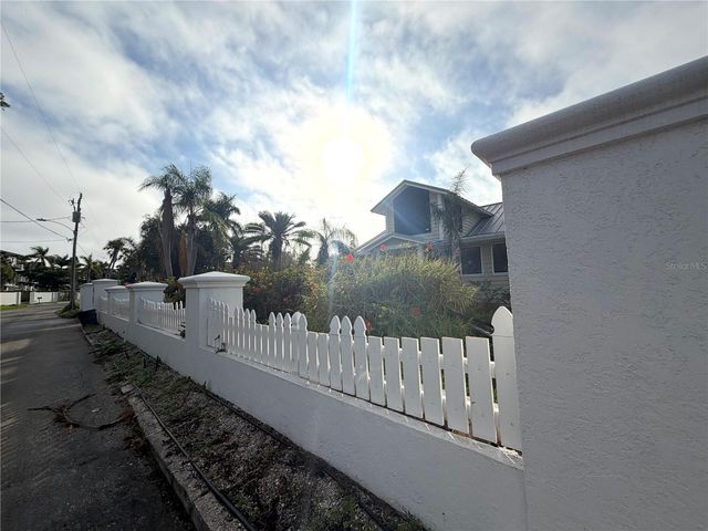 604 NORSOTA WAY, Sarasota, FL 34242