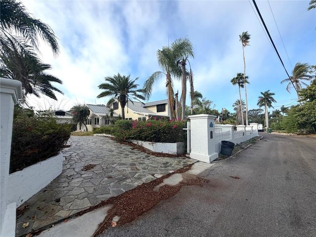 604 NORSOTA WAY, Sarasota, FL 34242