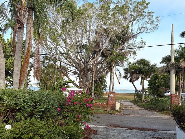 604 NORSOTA WAY, Sarasota, FL 34242