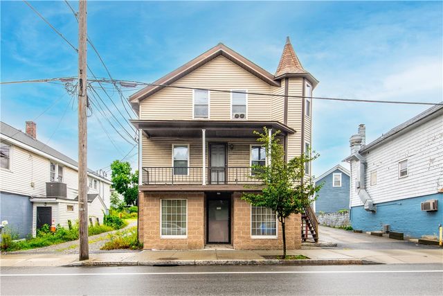 421 Broad Street, Cumberland, RI 02864