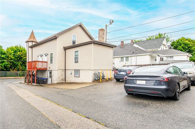421 Broad Street, Cumberland, RI 02864