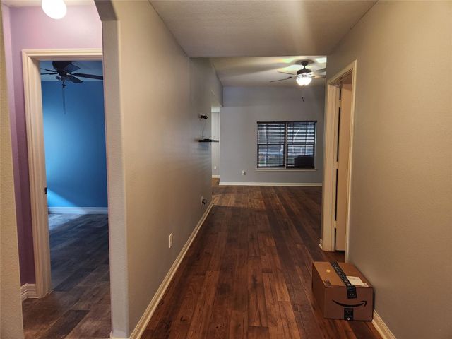 303 Pine Mist Lane, Conroe, TX 77304