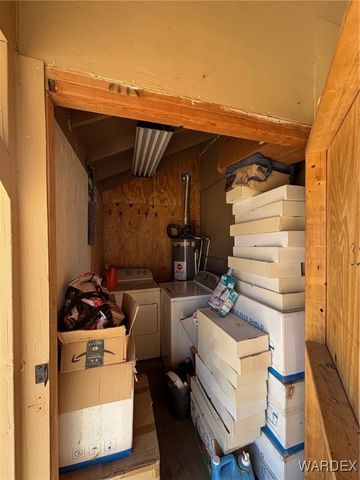 3587 N Horse Mesa Road, Golden Valley, AZ 86413