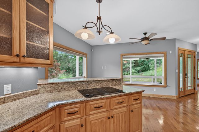 3773 Helms Road, Grants Pass, OR 97527