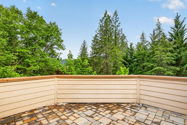 3773 Helms Road, Grants Pass, OR 97527