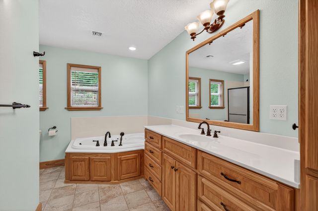3773 Helms Road, Grants Pass, OR 97527