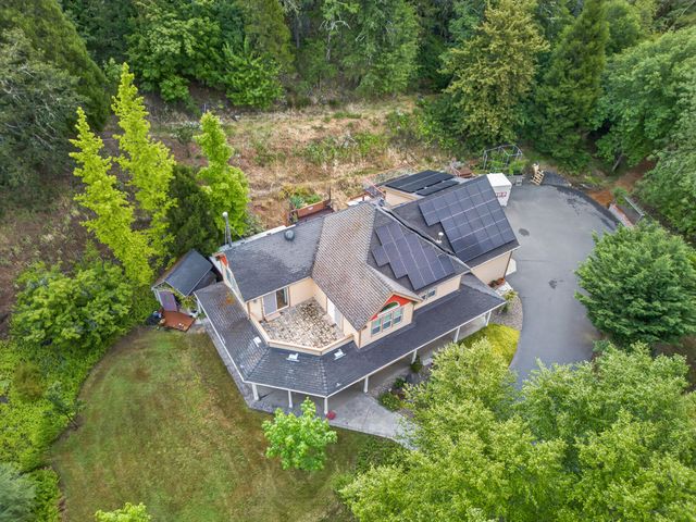 3773 Helms Road, Grants Pass, OR 97527