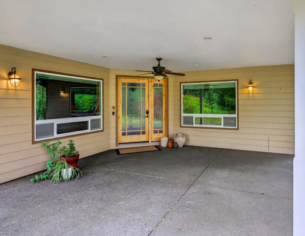 3773 Helms Road, Grants Pass, OR 97527
