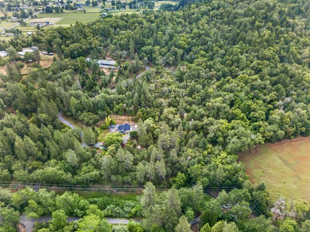 3773 Helms Road, Grants Pass, OR 97527