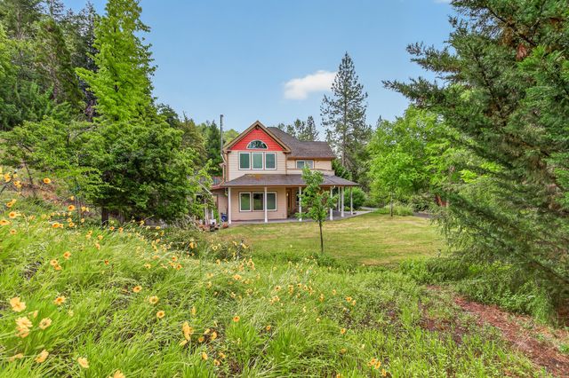 3773 Helms Road, Grants Pass, OR 97527