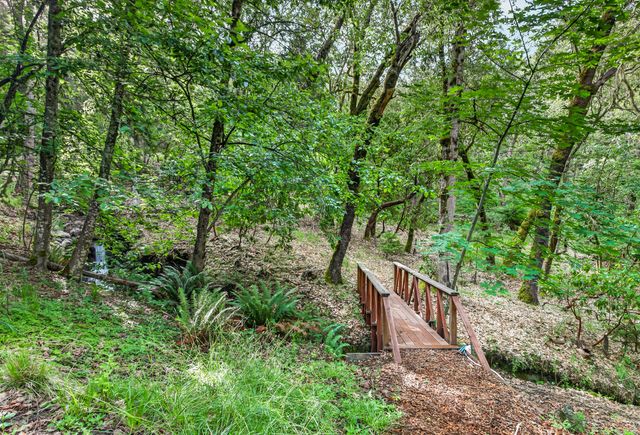 3773 Helms Road, Grants Pass, OR 97527