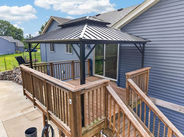 26947 102nd Street NW, Zimmerman, MN 55398
