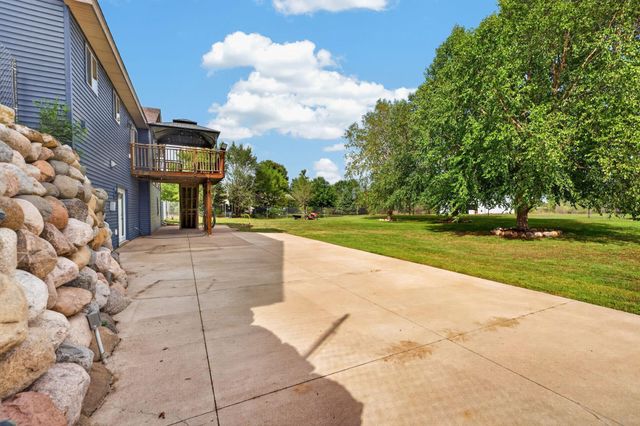26947 102nd Street NW, Zimmerman, MN 55398