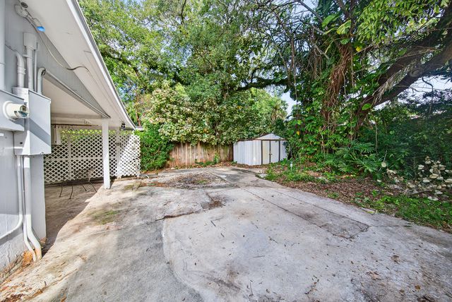 1425 SW 19th Avenue, Fort Lauderdale, FL 33312