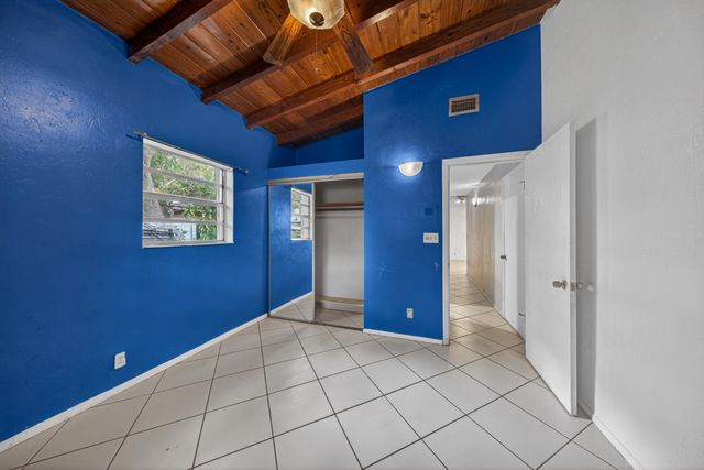 1425 SW 19th Avenue, Fort Lauderdale, FL 33312