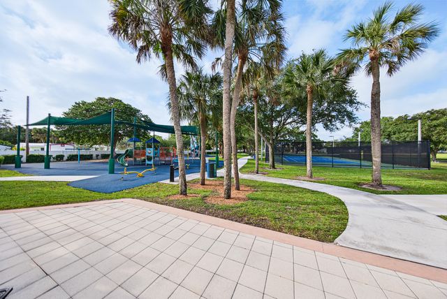 1425 SW 19th Avenue, Fort Lauderdale, FL 33312