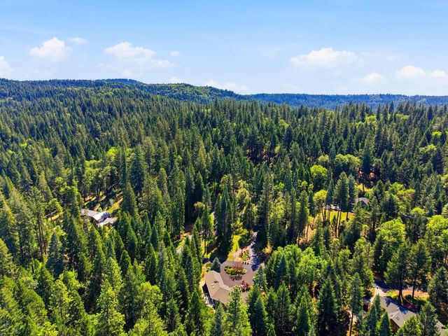 10711 Murchie Mine Rd, Nevada City, CA 95959