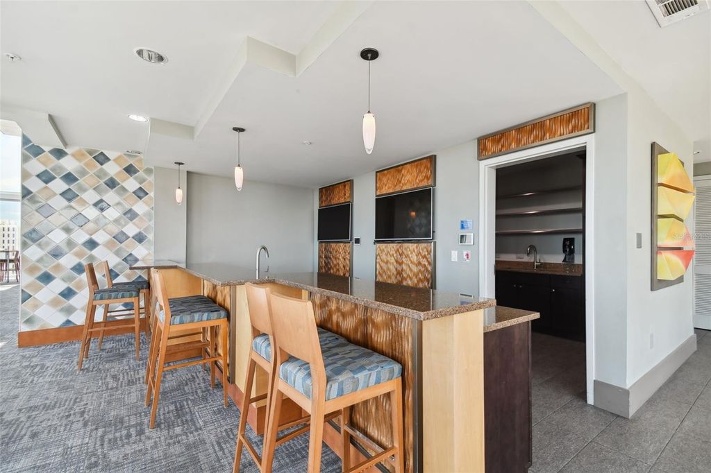 Image 37 of property listing at 777 N ASHLEY DRIVE 910, Tampa, FL 33602