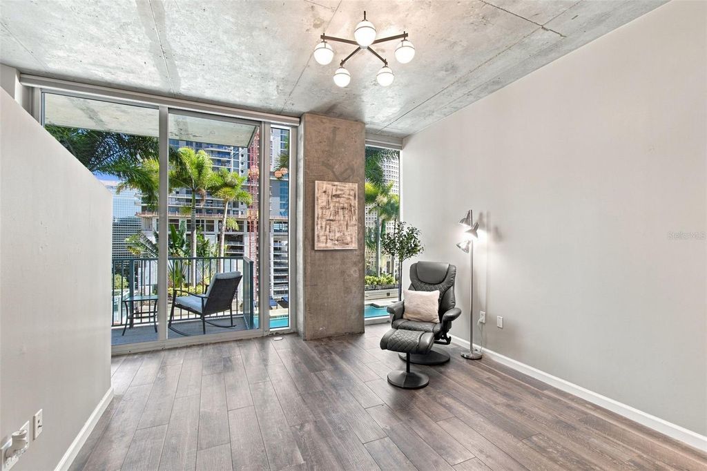 Image 8 of property listing at 777 N ASHLEY DRIVE 910, Tampa, FL 33602