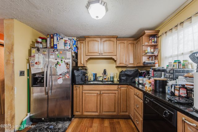 3603 Longbranch Ct, Louisville, KY 40219