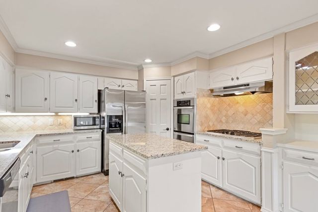 6950 Joyce Way, Dallas, TX 75225