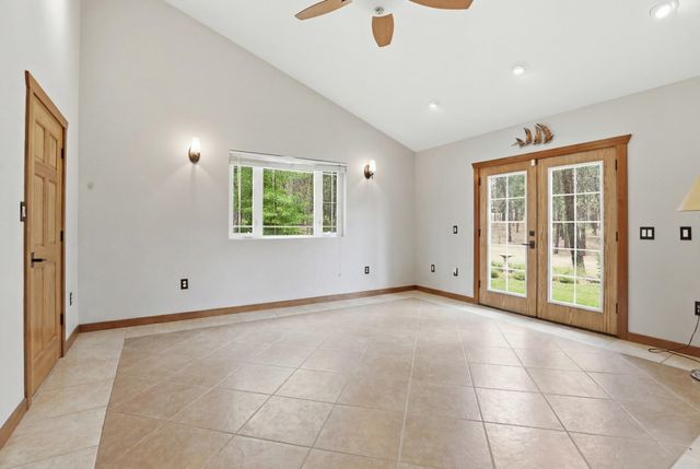 6421 S Dorset Rd, Spokane, WA 99224