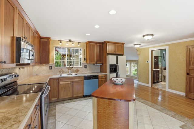 6421 S Dorset Rd, Spokane, WA 99224